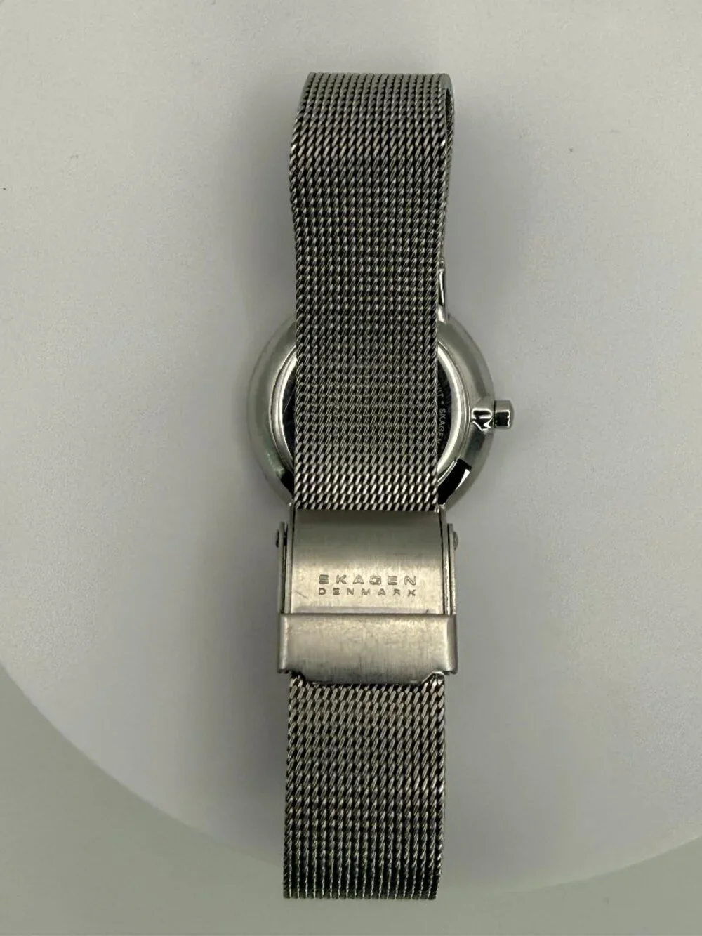 Skagen Denmark 355SGSC Women's Two Tone Quartz Watch Date Mesh Band Runs Great